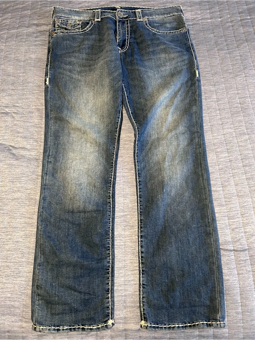Men’s True Religion Ricky Relaxed Straight Jeans with Contrast Stitching